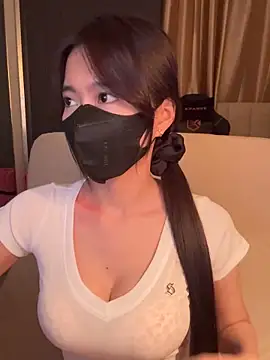 Snapshot of _Meimeibaby_ chatting on April 2026 10:09:02 AM Meimeibaby online show from April 2026 10:09:02 AM