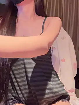 Snapshot of _Meimeibaby_ chatting on April 2026 10:20:02 AM Meimeibaby online show from April 2026 10:20:02 AM