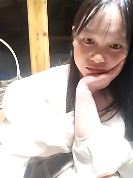 Tiyir597 online show from October 2025 03:31:02 PM