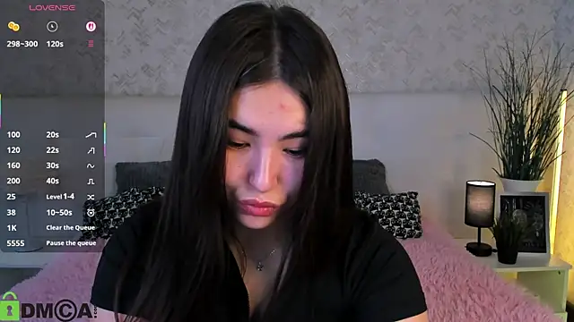 Snapshot of Megan_Williamms chatting on October 2025 12:55:01 AM Megan Williamms online show from October 2025 12:55:01 AM