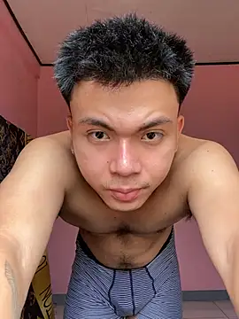 Snapshot of JerichoGutierez chatting on May 2026 06:08:02 AM JerichoGutierez online show from May 2026 06:08:02 AM