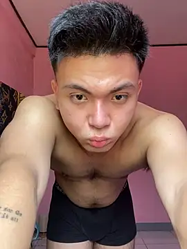 Snapshot of JerichoGutierez chatting on July 2026 04:16:01 AM JerichoGutierez online show from July 2026 04:16:01 AM