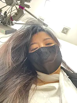 xiao-mo520 online show from November 2025 12:17:01 PM