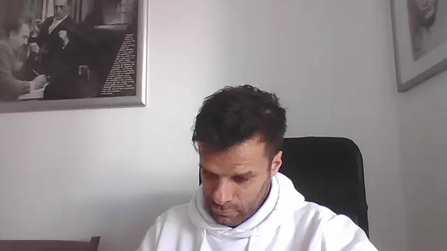 Snapshot of FROCETTO93 chatting on October 2025 01:46:02 PM FROCETTO93 online show from October 2025 01:46:02 PM