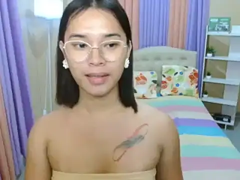 SeductiveAppleTS online show from May 2026 04:47:02 PM