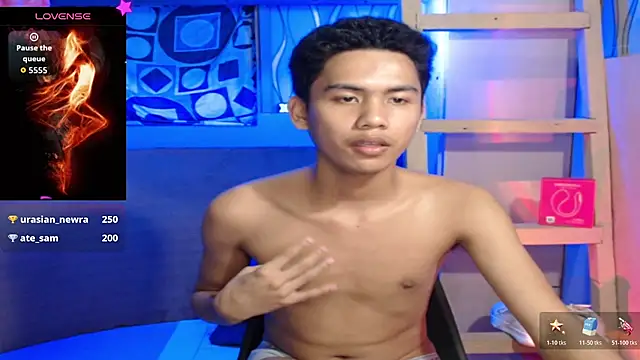 Demure Asian143 online show from November 2025 06:41:01 PM