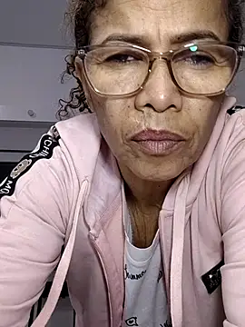 Merybeks online show from December 2025 10:41:02 AM