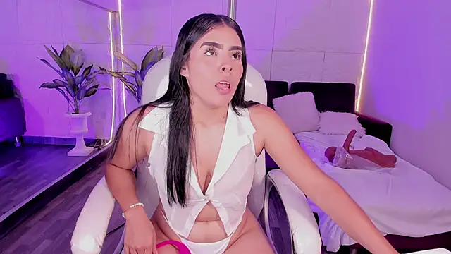 Snapshot of LovelyEyesx chatting on November 2025 05:13:02 PM LovelyEyesx online show from November 2025 05:13:02 PM