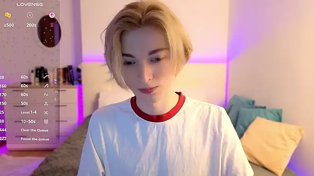 fiachand online show from February 2026 03:21:02 PM