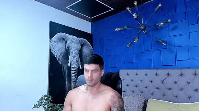 andres-clark92 online show from October 2025 05:53:01 PM