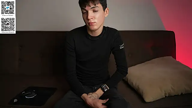 Snapshot of MattyandAiden chatting on March 2026 05:31:01 PM MattyandAiden online show from March 2026 05:31:01 PM