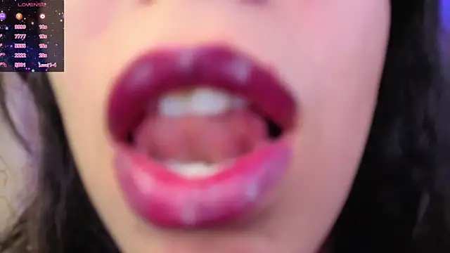 Miranda sexlove  online show from March 2026 07:06:02 PM