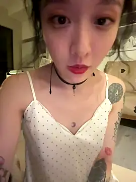 Snapshot of Etherealcat33 chatting on November 2025 07:58:01 PM Etherealcat33 online show from November 2025 07:58:01 PM