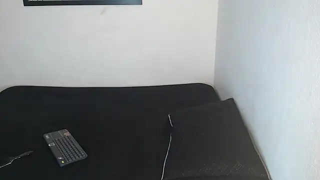 Snapshot of Robisson_zack chatting on March 2026 06:35:02 PM Robisson zack online show from March 2026 06:35:02 PM