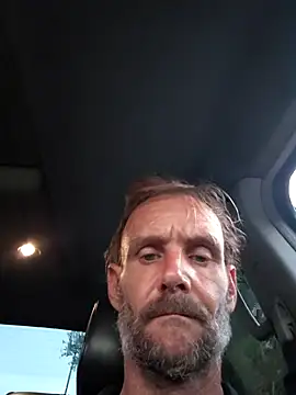Snapshot of Hungwell1515 chatting on June 2026 12:11:01 AM Hungwell1515 online show from June 2026 12:11:01 AM