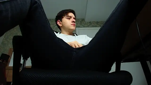 FelixStarkk online show from September 2025 04:39:02 AM