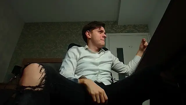 Snapshot of FelixStarkk chatting on November 2025 05:39:01 AM FelixStarkk online show from November 2025 05:39:01 AM