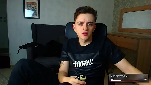 Snapshot of FelixStarkk chatting on December 2025 05:25:01 AM FelixStarkk online show from December 2025 05:25:01 AM