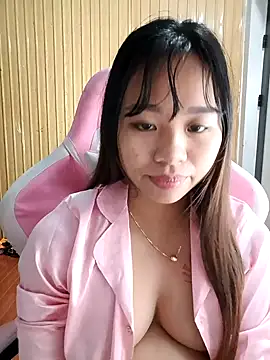 Snapshot of Na_na90 chatting on November 2025 12:35:01 AM Na na90 online show from November 2025 12:35:01 AM