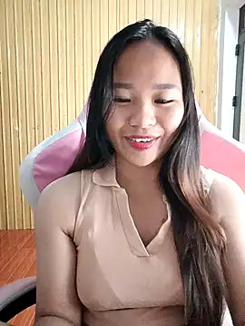 Snapshot of Na_na90 chatting on May 2026 01:03:01 AM Na na90 online show from May 2026 01:03:01 AM