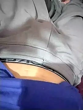 Snapshot of zorhotty chatting on September 2025 01:04:01 PM zorhotty online show from September 2025 01:04:01 PM