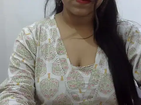 Snapshot of LIYO_ chatting on July 2026 10:51:01 AM LIYO online show from July 2026 10:51:01 AM