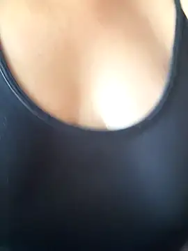 TriumphLove online show from September 2025 09:33:01 AM