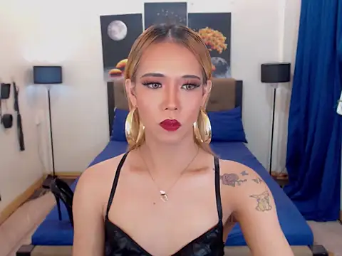 Snapshot of PreciousAmore chatting on September 2025 02:13:02 AM PreciousAmore online show from September 2025 02:13:02 AM