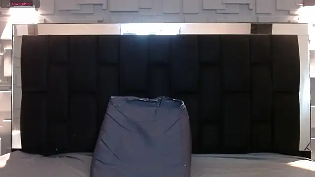 katalina07 1 online show from October 2025 05:58:02 PM