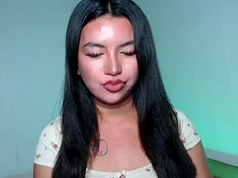 Snapshot of thinker_belle chatting on October 2025 02:49:01 PM thinker belle online show from October 2025 02:49:01 PM