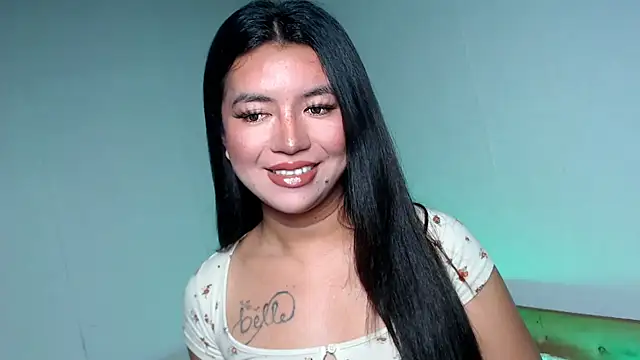 Snapshot of thinker_belle chatting on November 2025 12:21:01 AM thinker belle online show from November 2025 12:21:01 AM