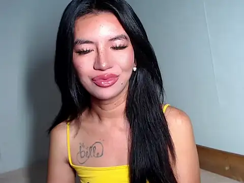 Snapshot of thinker_belle chatting on May 2026 06:07:02 PM thinker belle online show from May 2026 06:07:02 PM