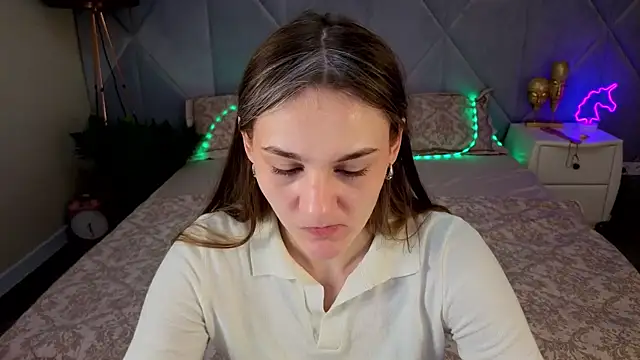 DiamondGoldie online show from October 2025 07:30:01 AM