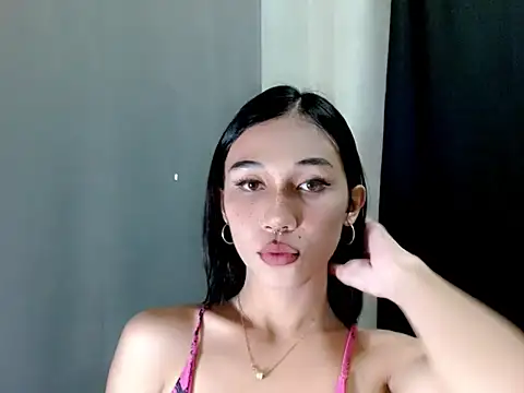 Snapshot of Urfucking_khloe1 chatting on December 2025 11:02:01 PM Urfucking khloe1 online show from December 2025 11:02:01 PM