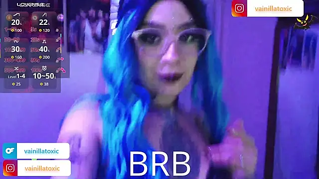 Snapshot of vainilla_doll chatting on February 2026 01:14:01 AM vainilla doll online show from February 2026 01:14:01 AM