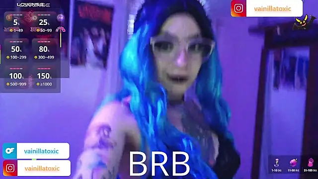 Snapshot of vainilla_doll chatting on March 2026 01:45:02 AM vainilla doll online show from March 2026 01:45:02 AM