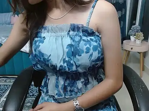 Snapshot of Urlove_lily chatting on September 2025 02:42:02 PM Urlove lily online show from September 2025 02:42:02 PM