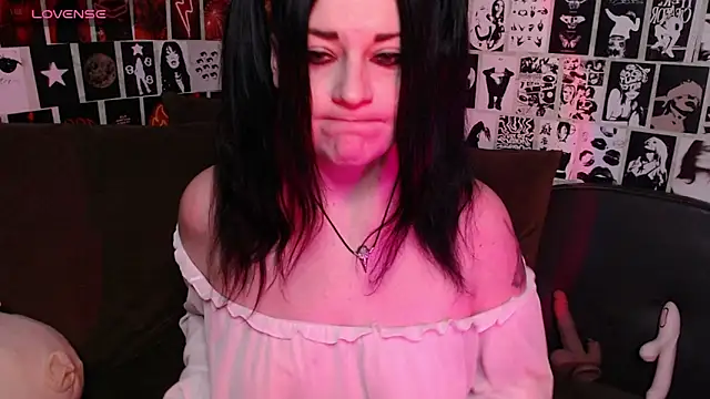 Snapshot of Kvopa chatting on October 2025 10:00:02 PM Kvopa online show from October 2025 10:00:02 PM