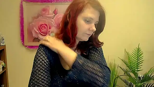 Snapshot of TwoBigSuns chatting on January 2026 08:08:02 AM TwoBigSuns online show from January 2026 08:08:02 AM