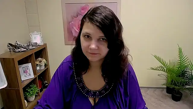 Snapshot of TwoBigSuns chatting on March 2026 08:20:02 AM TwoBigSuns online show from March 2026 08:20:02 AM