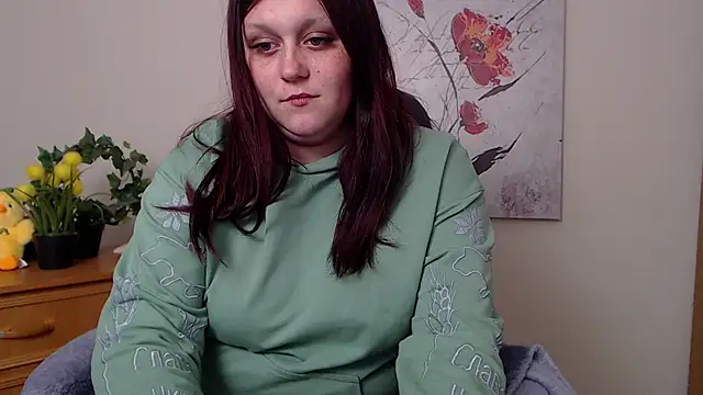 Alisawoods  online show from April 2026 12:30:01 PM
