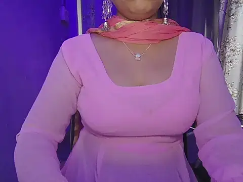 Snapshot of Naina_007 chatting on October 2025 10:19:02 AM Naina 007 online show from October 2025 10:19:02 AM