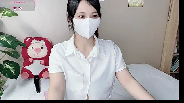phuongnhi  online show from September 2025 01:32:01 PM