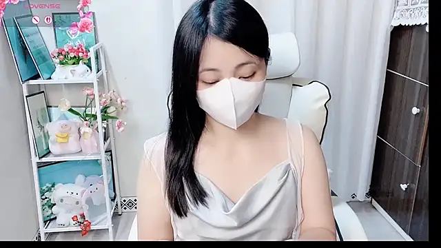 phuongnhi  online show from June 2026 11:55:01 AM