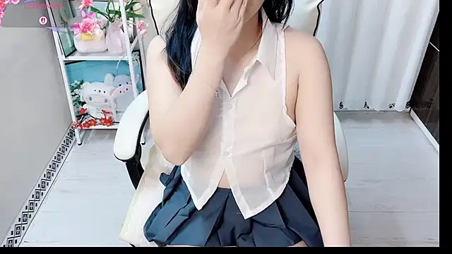 phuongnhi  online show from June 2026 12:26:01 PM