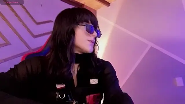 devils cry online show from October 2025 03:28:02 AM