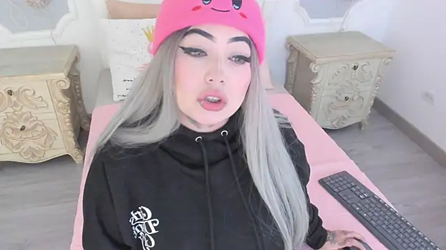 MeganStar   online show from January 2026 11:47:01 AM