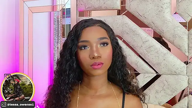 Snapshot of Tessa_Owenss chatting on October 2025 08:29:01 PM Tessa Owenss online show from October 2025 08:29:01 PM