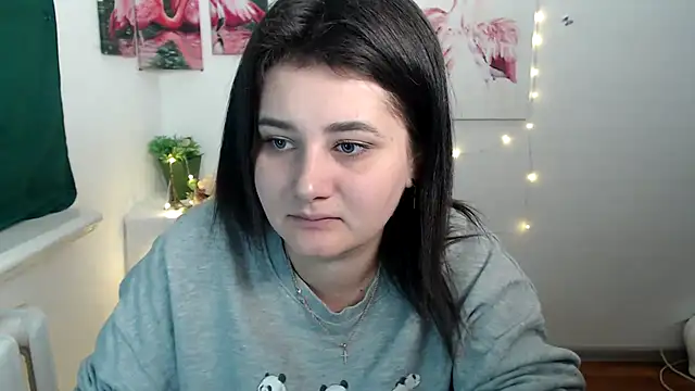 Katrin kiss  online show from September 2025 11:24:02 AM