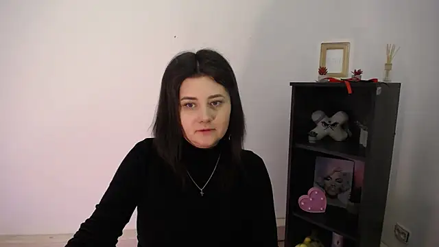 Katrin kiss  online show from February 2026 12:22:02 PM